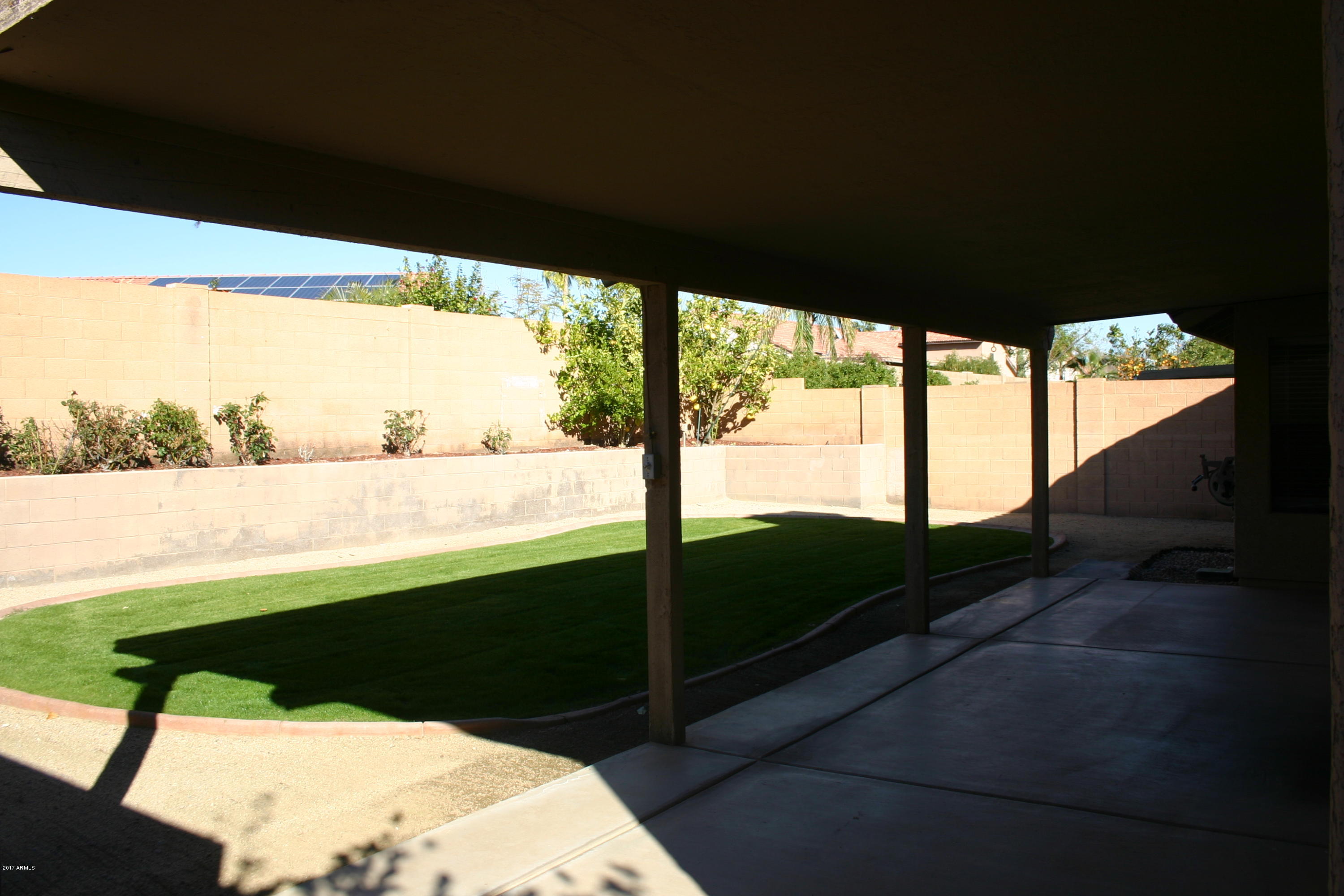 2642 East Rockledge Road Phoenix, AZ 85048 - Photo 23 of 26 2017-01-26 15.04.11
