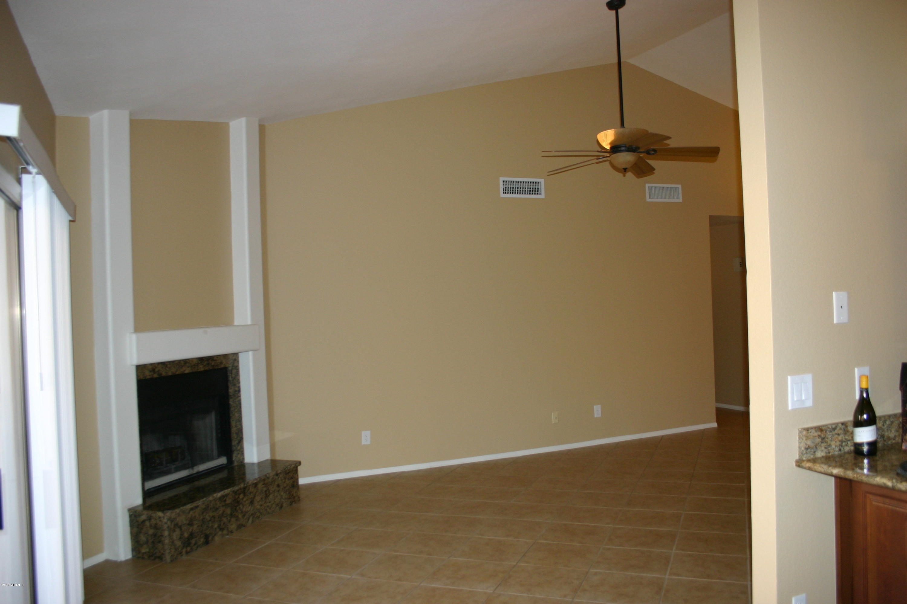 2642 East Rockledge Road Phoenix, AZ 85048 - Photo 10 of 26 2017-01-26 15.00.06