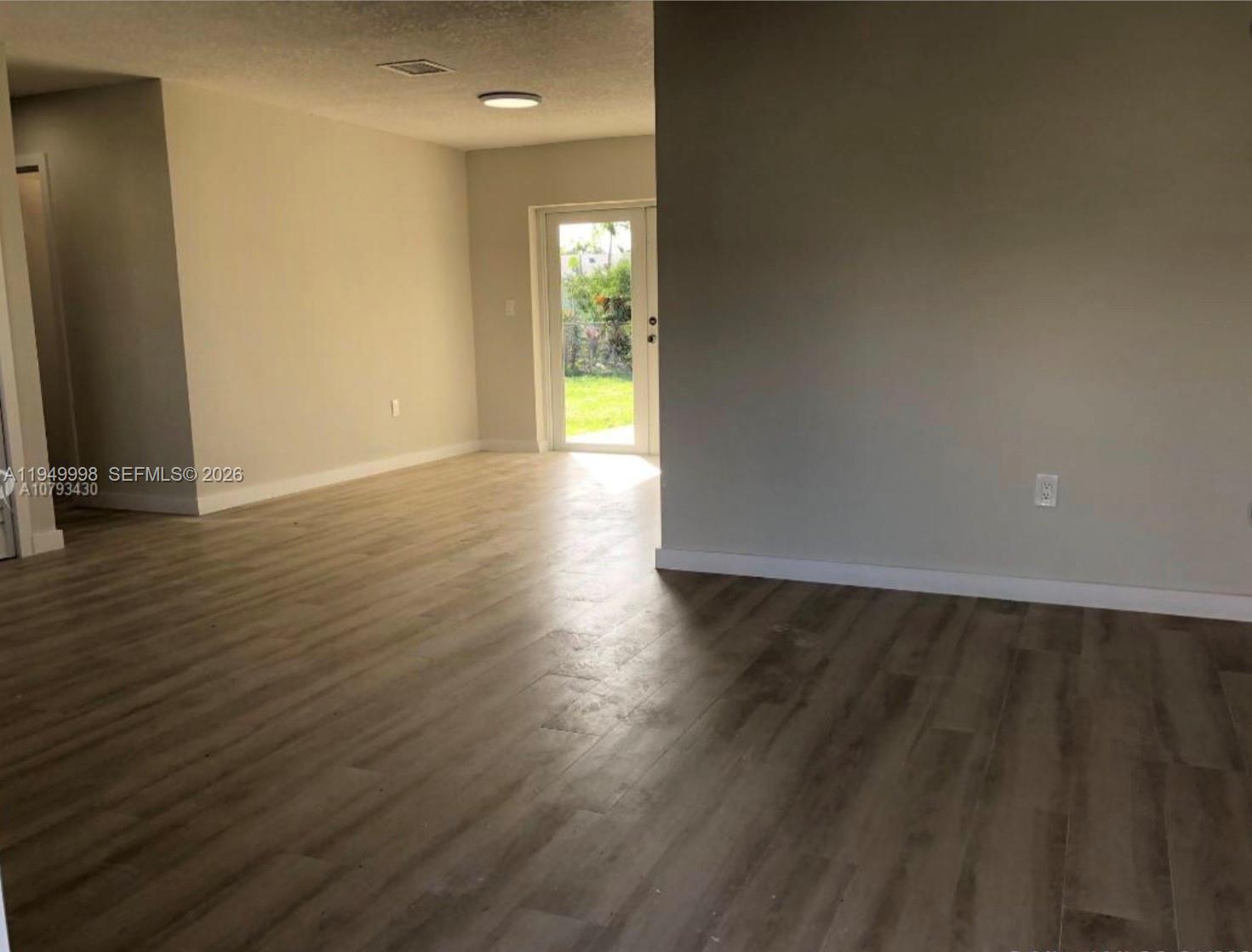 9620 Southwest 78th Street Miami, FL 33173 - Photo 3 of 13