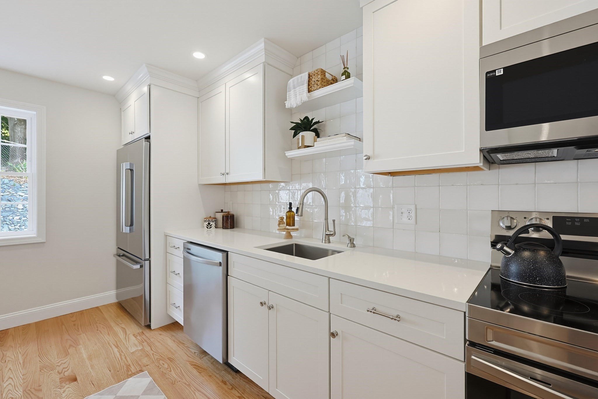 21 Dwinell Road, Unit A Taunton, MA 02780 - Photo 15 of 39 Gallery Image 15