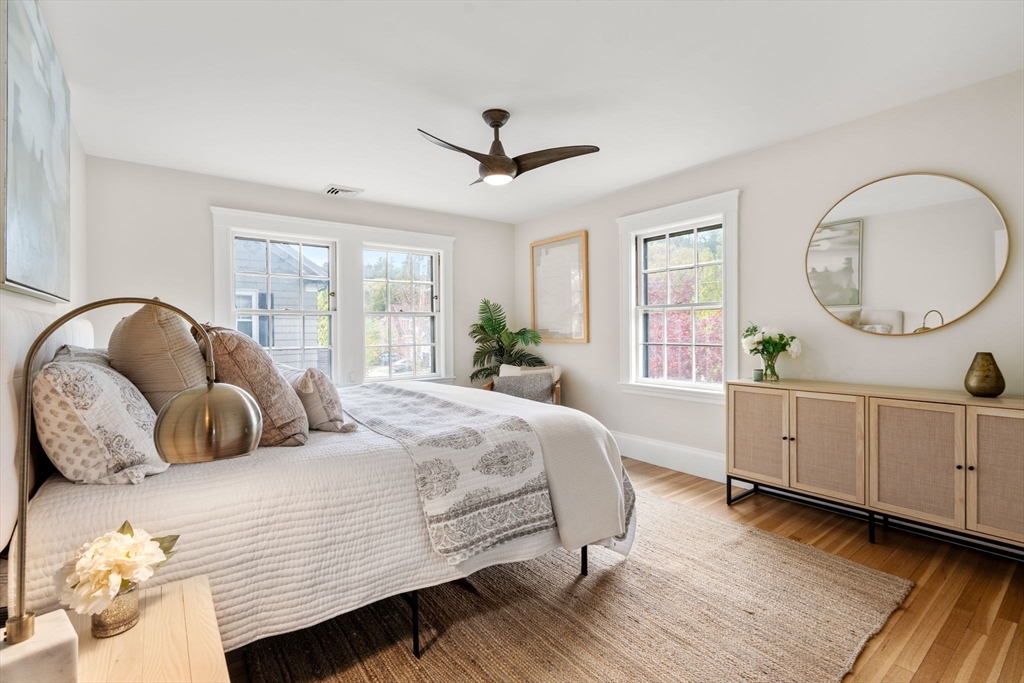 33 Longfellow Road Melrose, MA 02176 - Photo 22 of 38