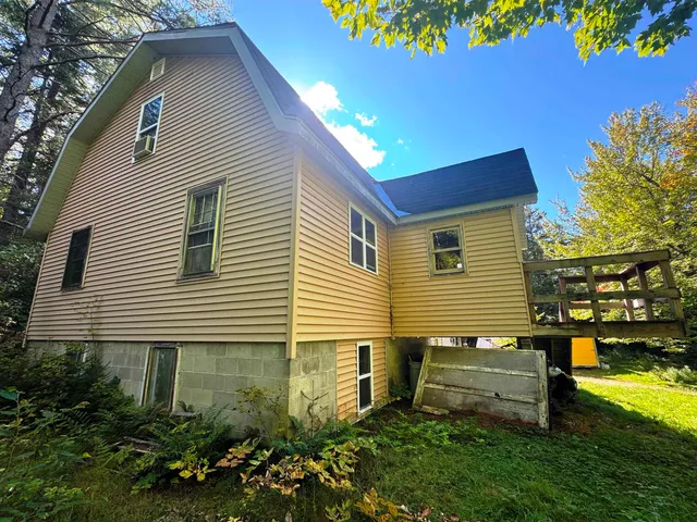 $210,000 | 686 Wing Road, Bethlehem, NH 03574