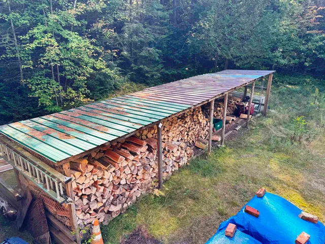 $210,000 | 686 Wing Road, Bethlehem, NH 03574