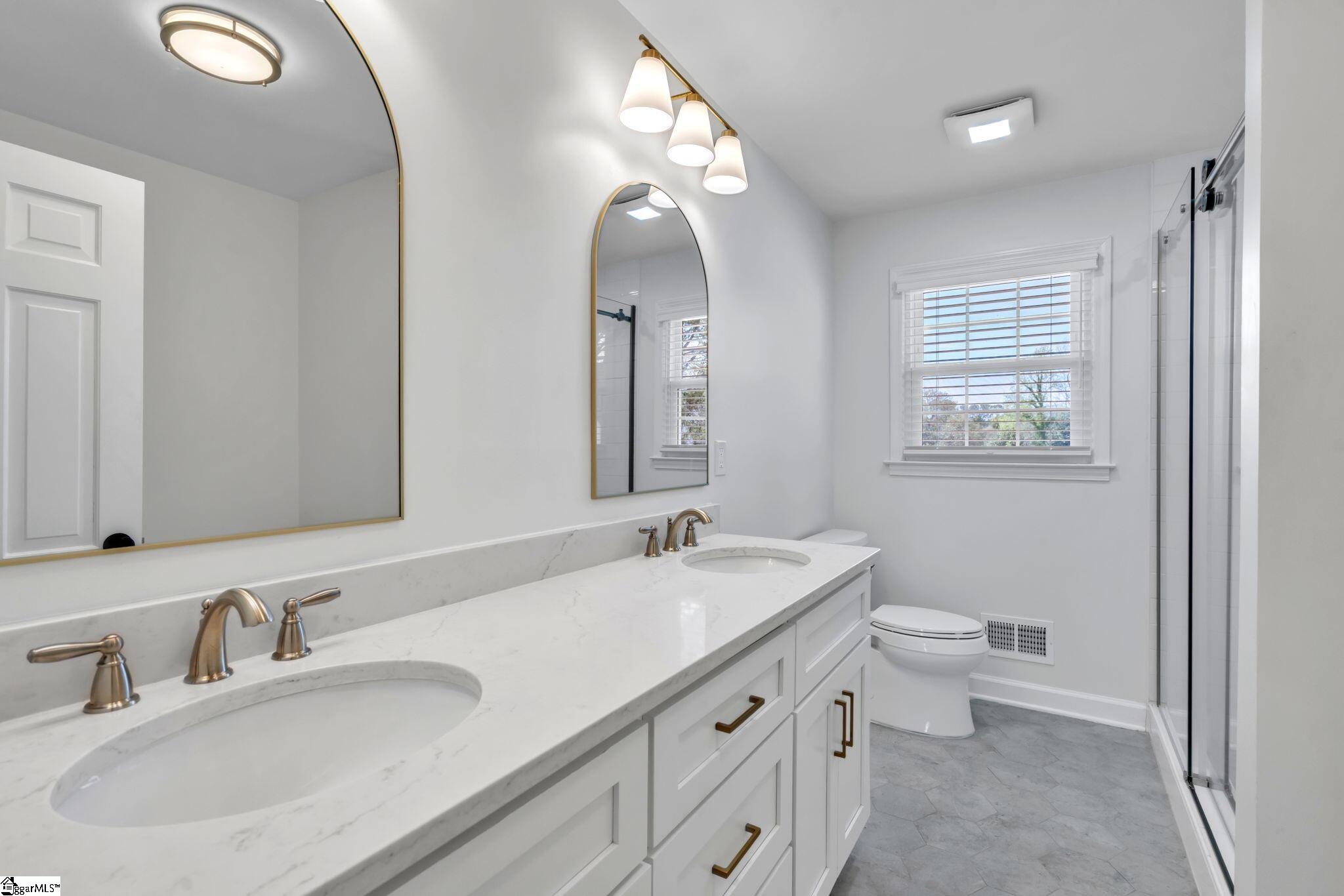 28 Isbell Lane Greenville, SC 29607 - Photo 21 of 36 Gallery Image 21