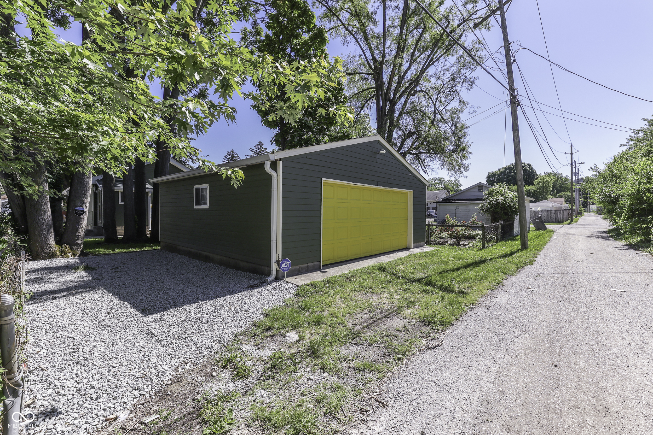 5133 Brookville Road Indianapolis, IN 46219 - Photo 12 of 50 Gallery Image 12