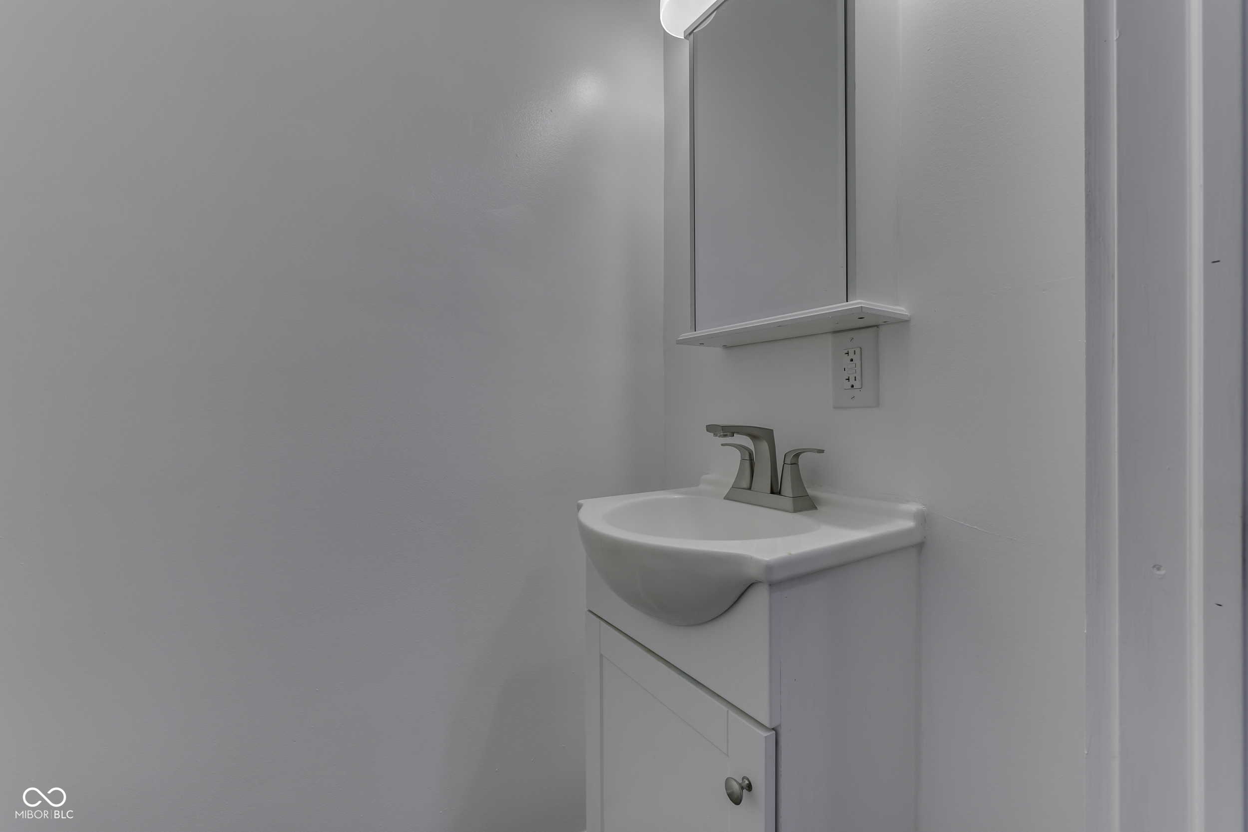 5133 Brookville Road Indianapolis, IN 46219 - Photo 29 of 50 Gallery Image 29