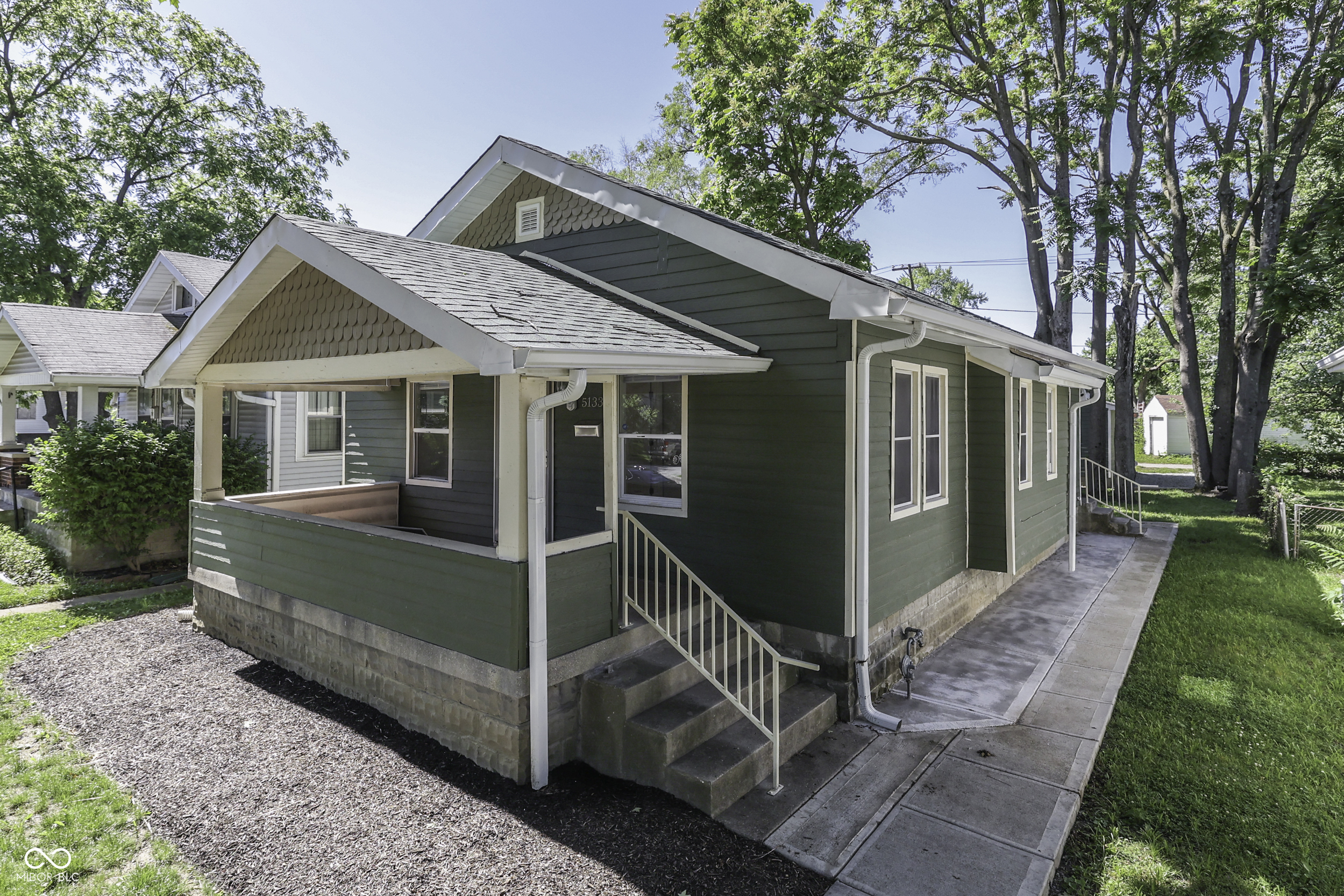 5133 Brookville Road Indianapolis, IN 46219 - Photo 4 of 50 Gallery Image 4