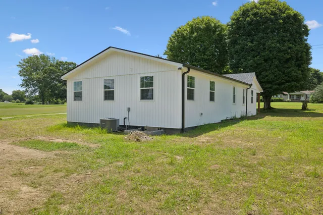 $449,000 | 1237 Abiff Road, Bon Aqua, TN 37025