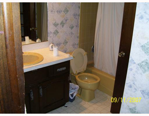 25425 Alfonsa Drive South Bend, IN 46619 - Photo 4 of 7 Gallery Image 4