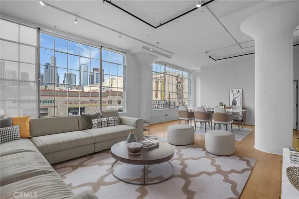 $499,000 | 420 San Pedro Street, Unit 211, Los Angeles, CA 90013
