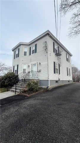 $2,000 | 111 Winthrop Avenue, Unit 1, Providence, RI 02908