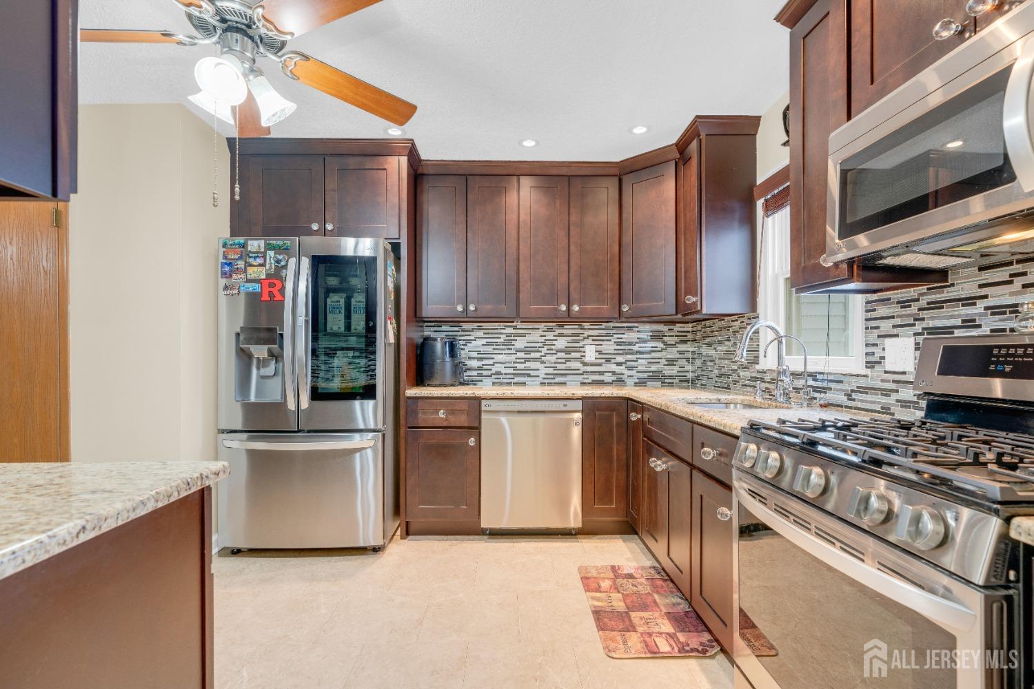 4903 Hana Road Edison, NJ 08817 - Photo 11 of 33