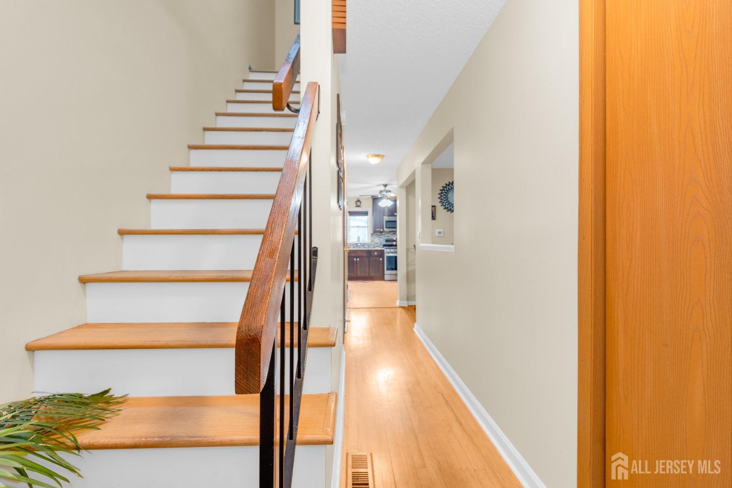 4903 Hana Road Edison, NJ 08817 - Photo 14 of 33