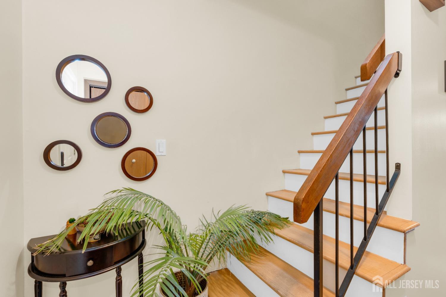 4903 Hana Road Edison, NJ 08817 - Photo 15 of 33
