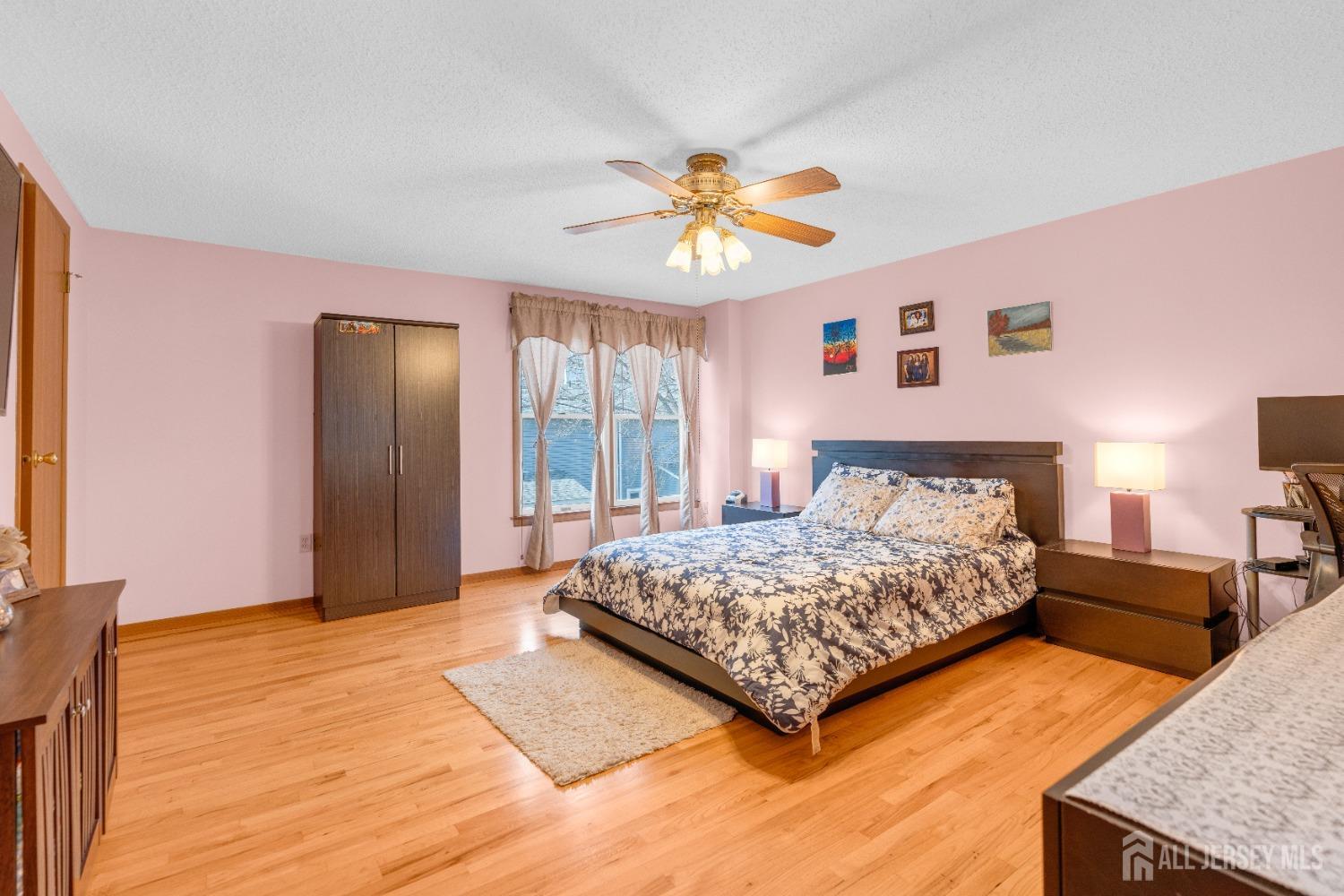 4903 Hana Road Edison, NJ 08817 - Photo 18 of 33