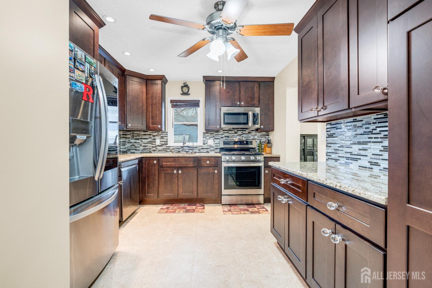 4903 Hana Road Edison, NJ 08817 - Photo 9 of 33