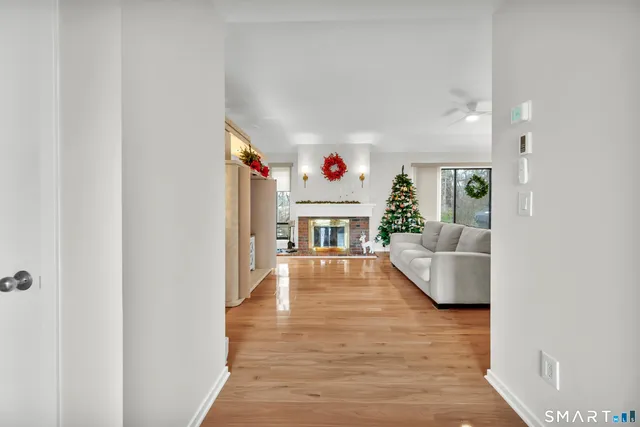 $329,000 | 98 Heritage Village, Unit A, Southbury, CT 06488