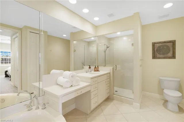 $525,000 | 19741 Marino Lake Circle, Unit 802, Miromar Lakes, FL 33913