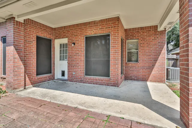 a view of entrance front of house