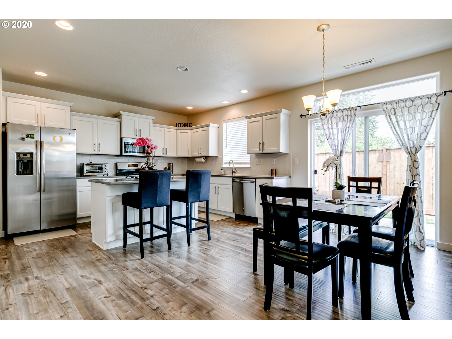 4700 Glacier Mdws Loop Springfield, OR 97478 - Photo 2 of 32