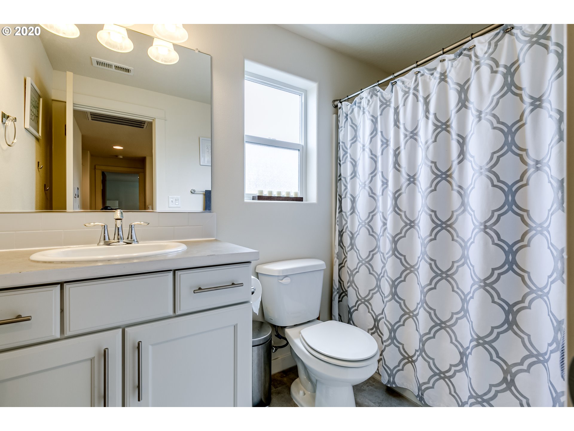 4700 Glacier Mdws Loop Springfield, OR 97478 - Photo 21 of 32