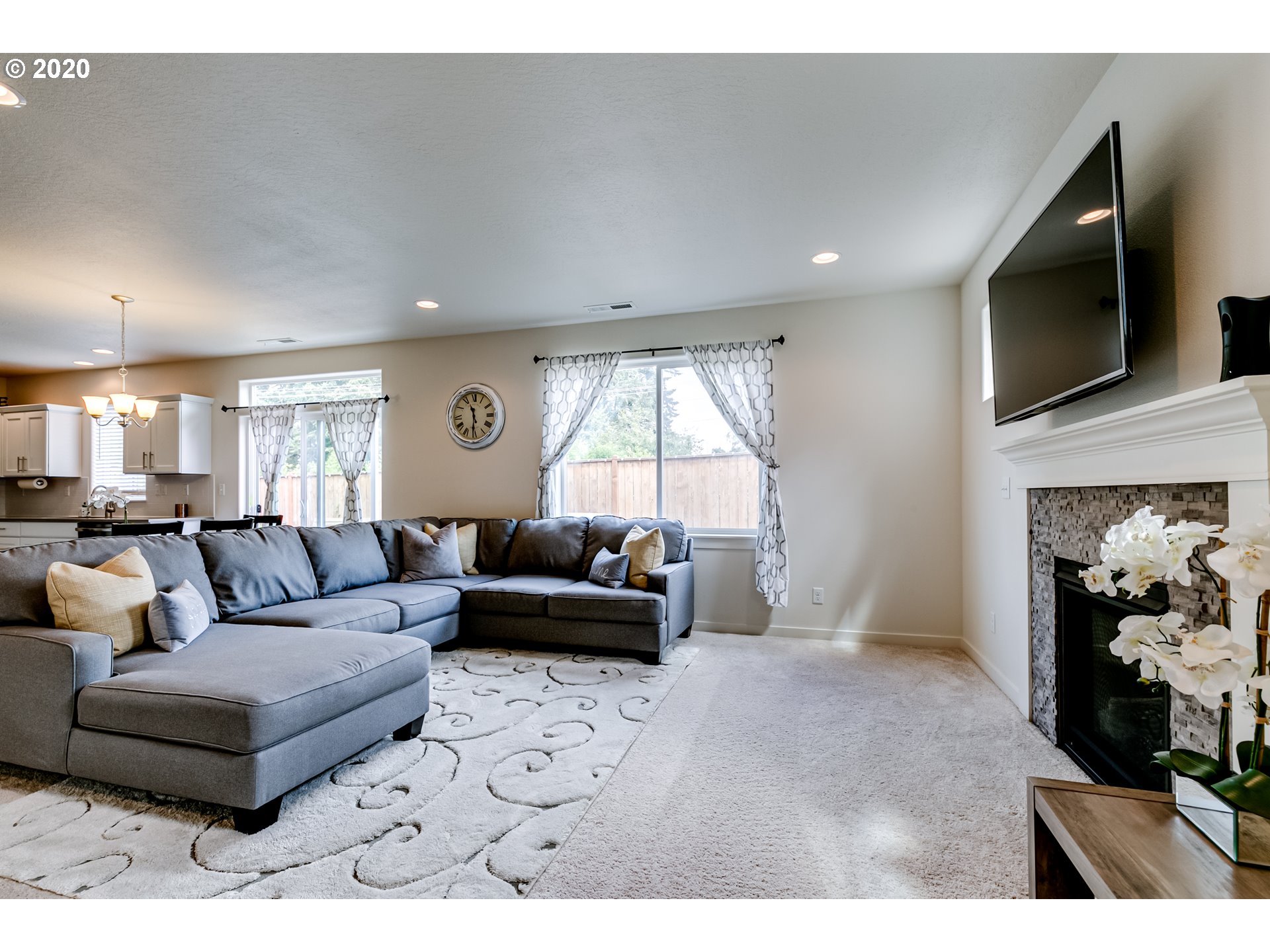 4700 Glacier Mdws Loop Springfield, OR 97478 - Photo 10 of 32