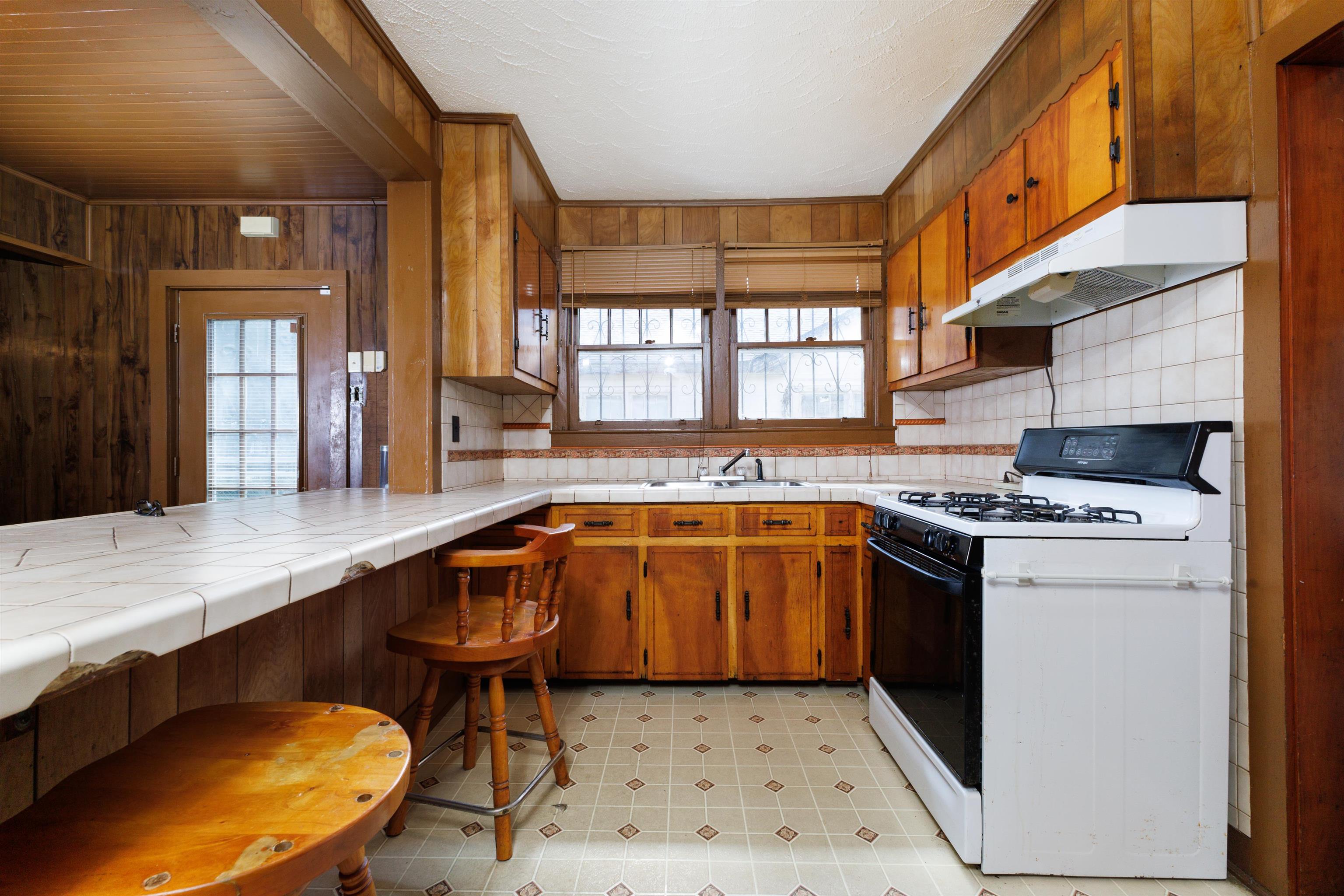 231 Birmingham Street Mobile, AL 36610 - Photo 5 of 14
