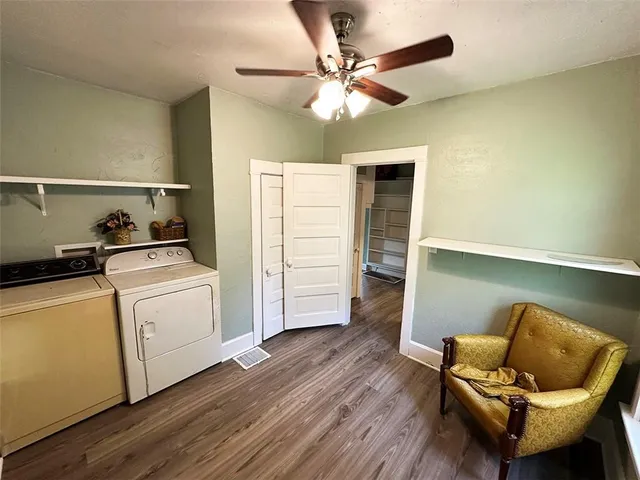 $128,900 | 549 South Cedar Avenue, Independence, MO 64053