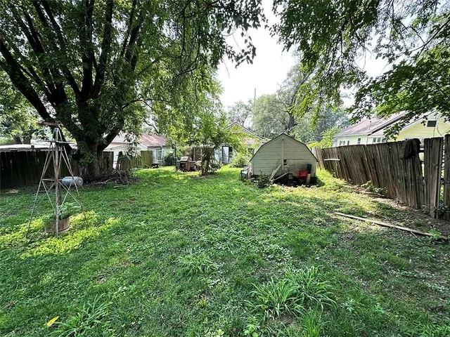 $128,900 | 549 South Cedar Avenue, Independence, MO 64053