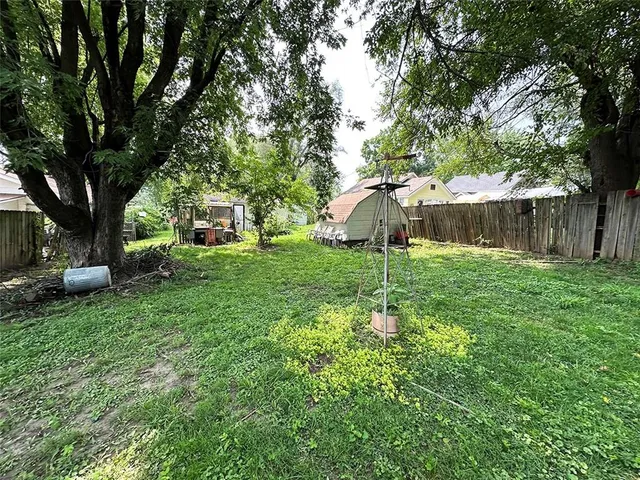 $128,900 | 549 South Cedar Avenue, Independence, MO 64053