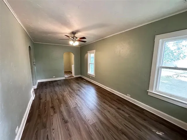 $128,900 | 549 South Cedar Avenue, Independence, MO 64053