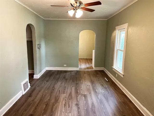 $128,900 | 549 South Cedar Avenue, Independence, MO 64053