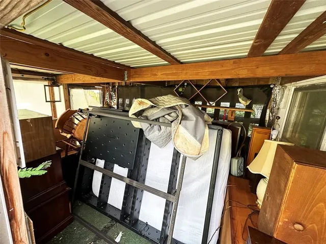 $128,900 | 549 South Cedar Avenue, Independence, MO 64053