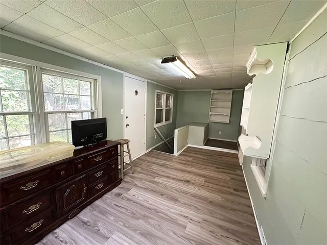 $128,900 | 549 South Cedar Avenue, Independence, MO 64053