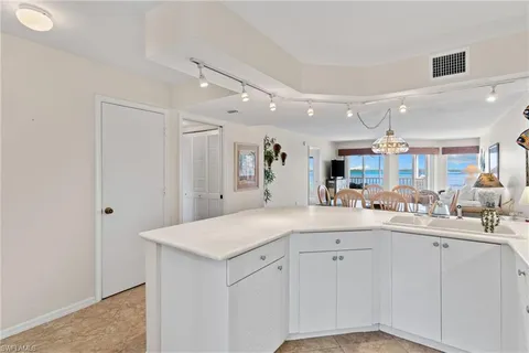 $695,000 | 991 North Barfield Drive, Unit 307, Marco Island, FL 34145