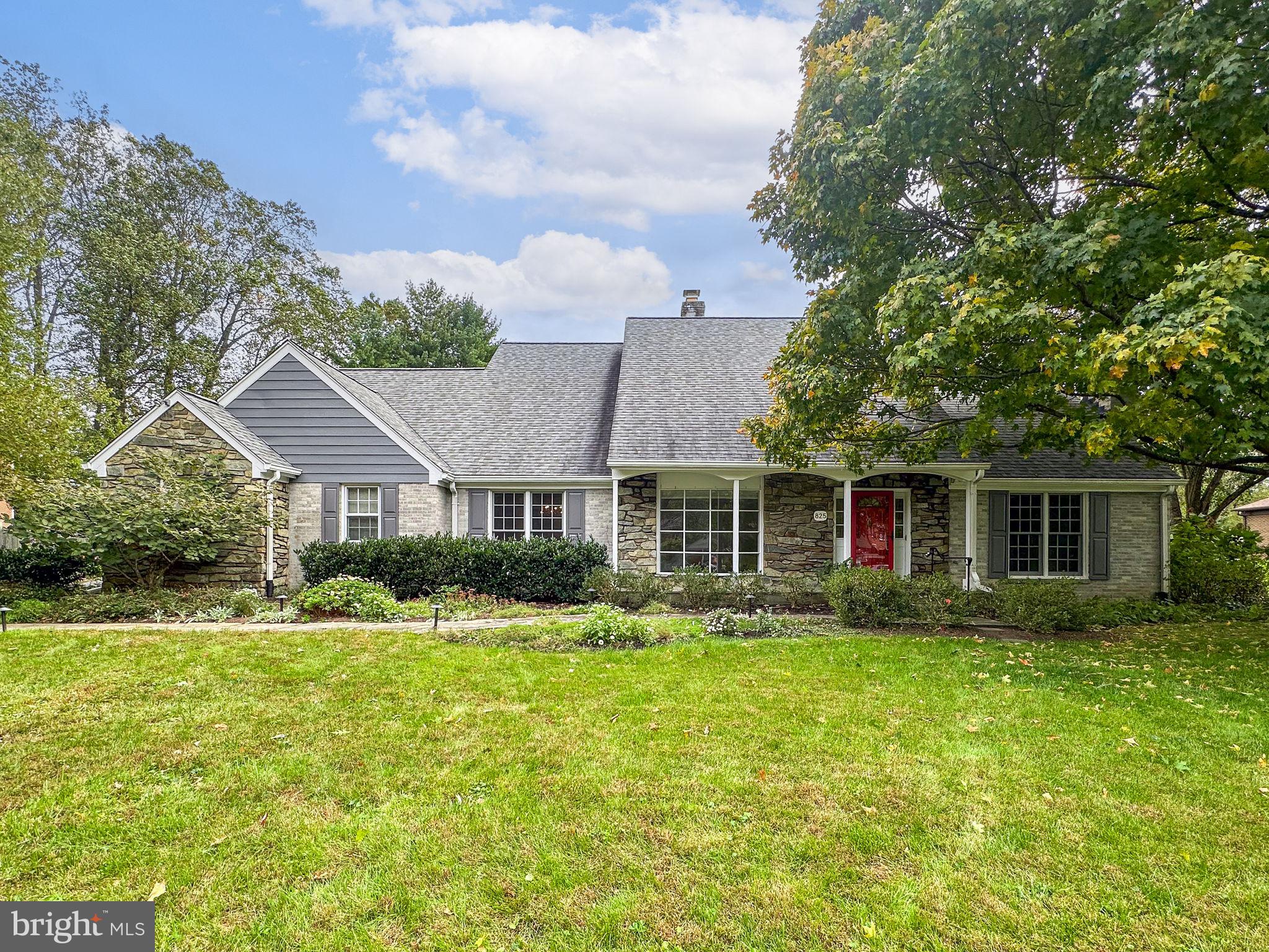 825 Ridge Drive McLean, VA 22101 - Photo 1 of 65 Gallery Image 1