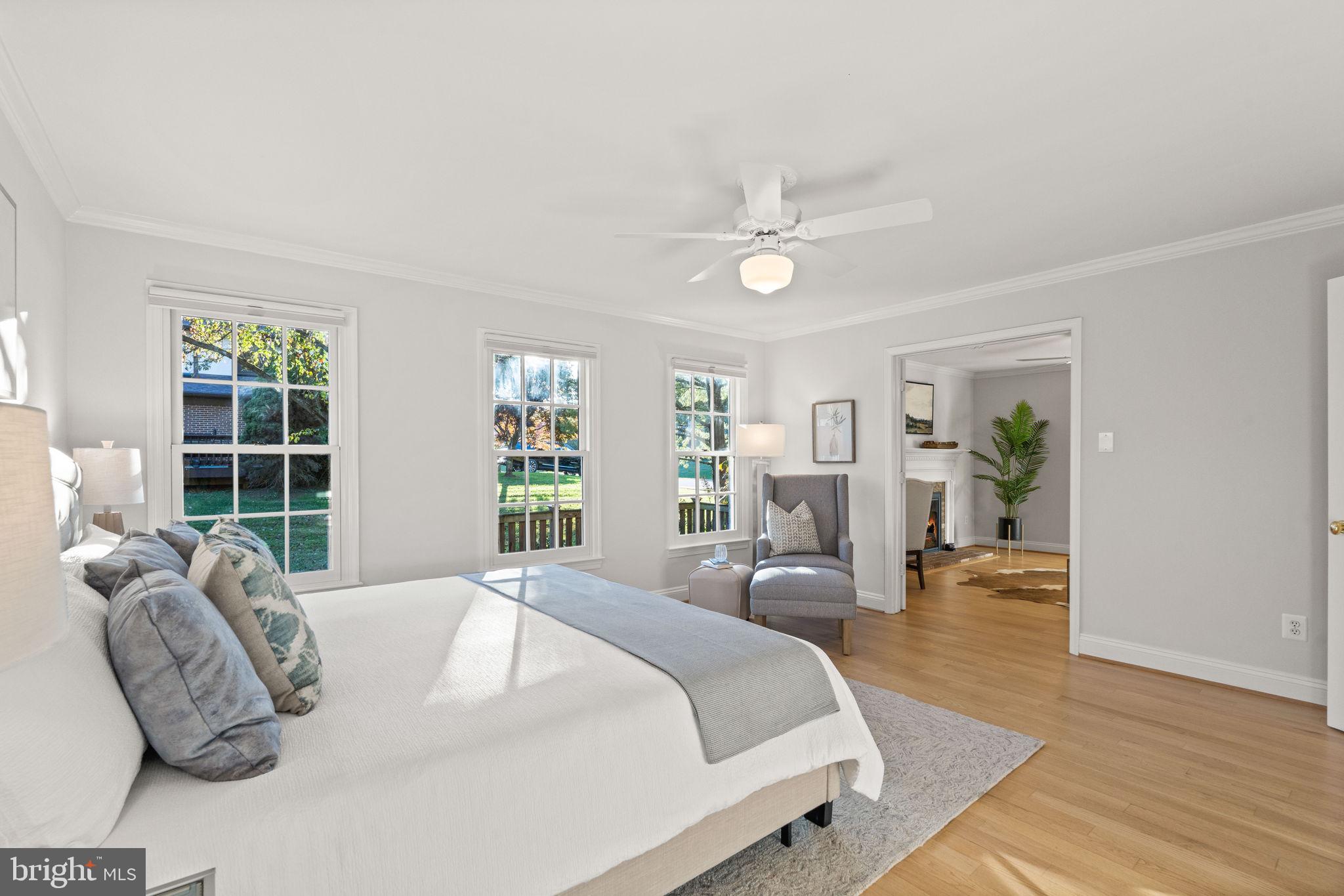 825 Ridge Drive McLean, VA 22101 - Photo 28 of 65 primary bedroom suite