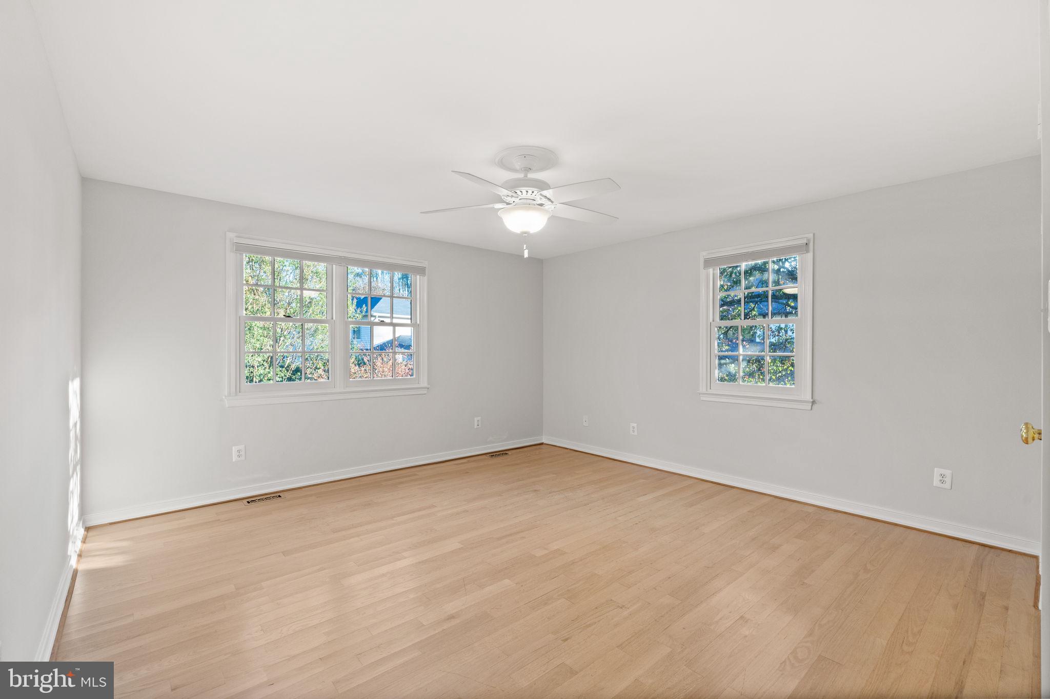 825 Ridge Drive McLean, VA 22101 - Photo 34 of 65 2nd bedroom