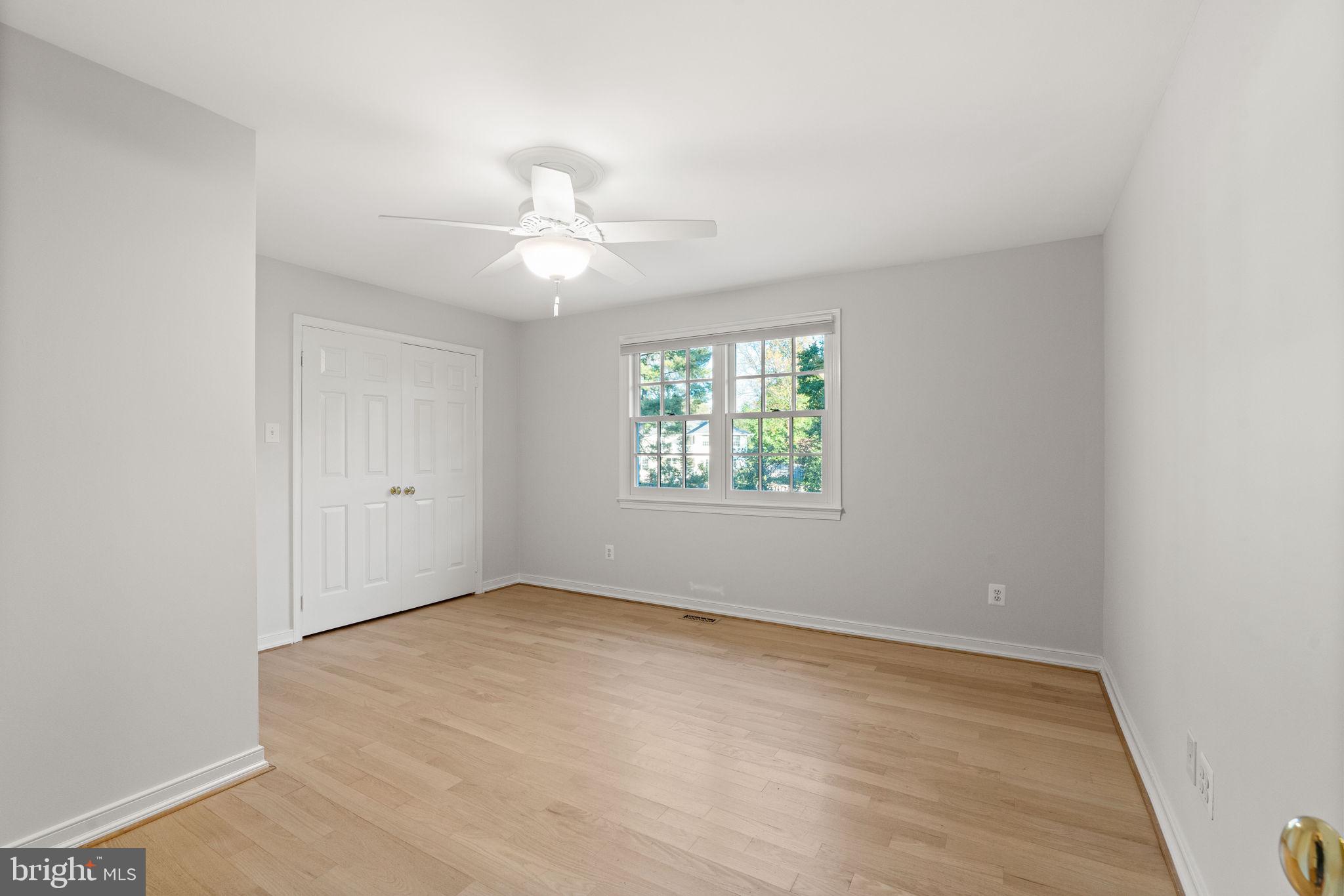 825 Ridge Drive McLean, VA 22101 - Photo 39 of 65 4th bedroom