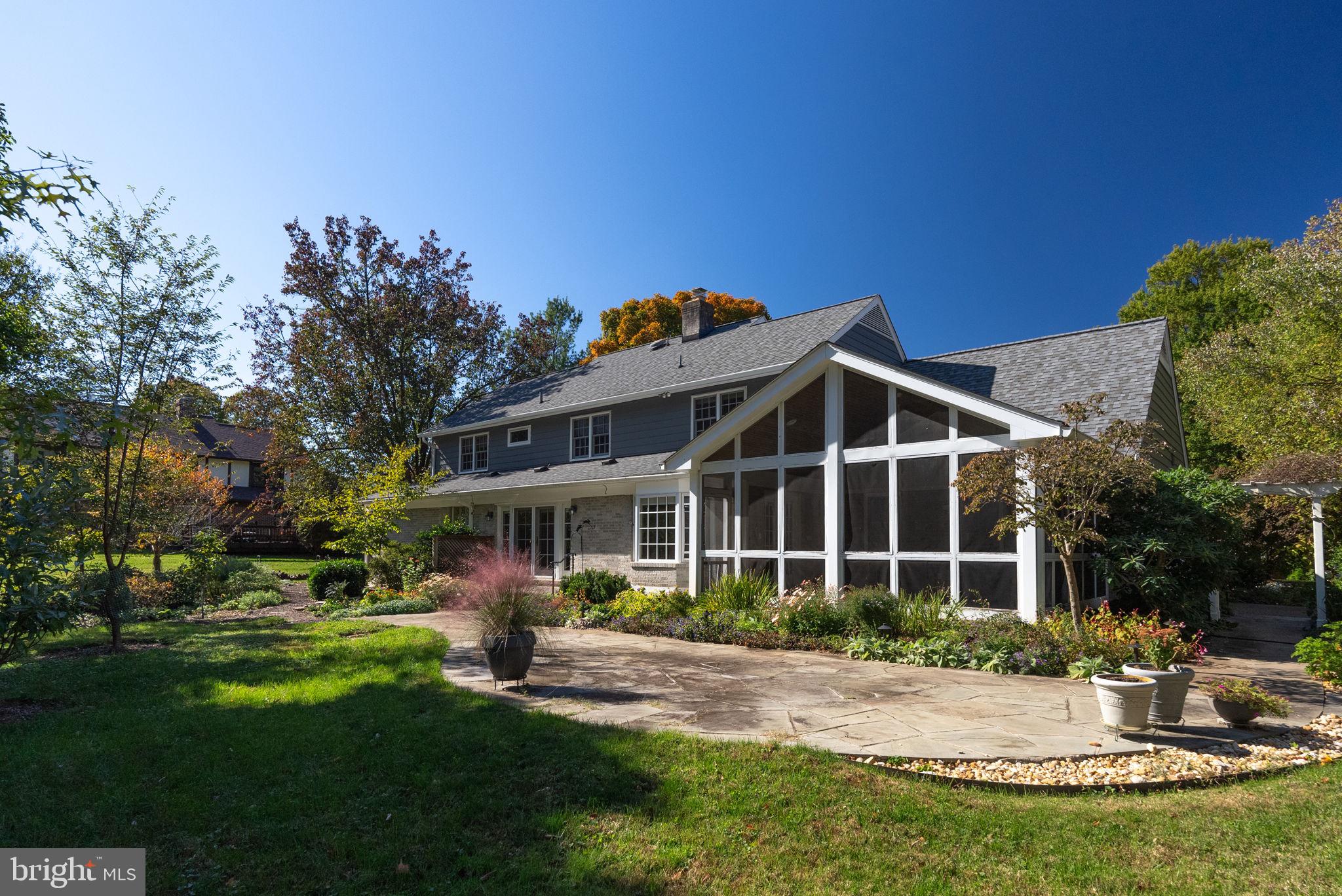825 Ridge Drive McLean, VA 22101 - Photo 53 of 65 rear