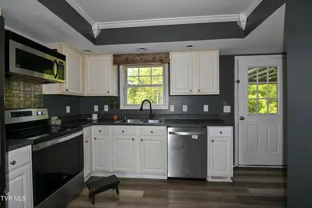 $257,500 | 684 Hallock Circle, Abingdon, VA 24210