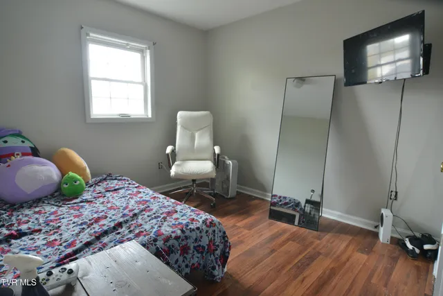 $257,500 | 684 Hallock Circle, Abingdon, VA 24210