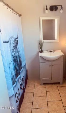 $257,500 | 684 Hallock Circle, Abingdon, VA 24210