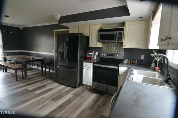 $249,000 | 684 Hallock Circle, Abingdon, VA 24210