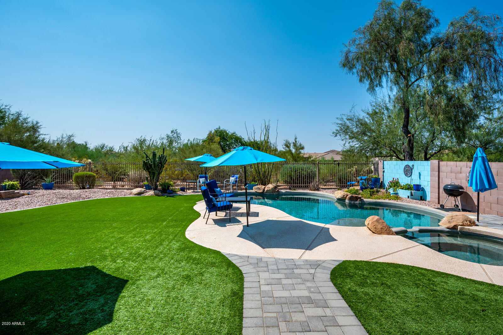 5209 East Hashknife Road Phoenix, AZ 85054 - Photo 7 of 45 34_5209EHashknifeRd34_mls