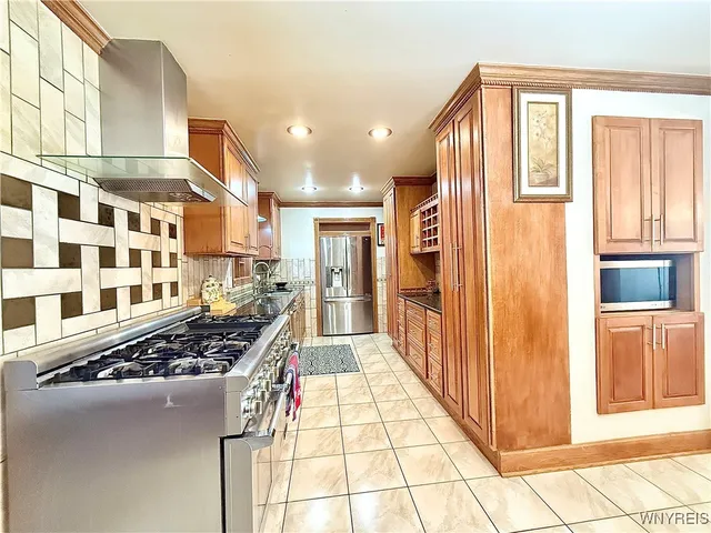 $347,777 | 676 North Ellicott Creek Road, Amherst, NY 14228