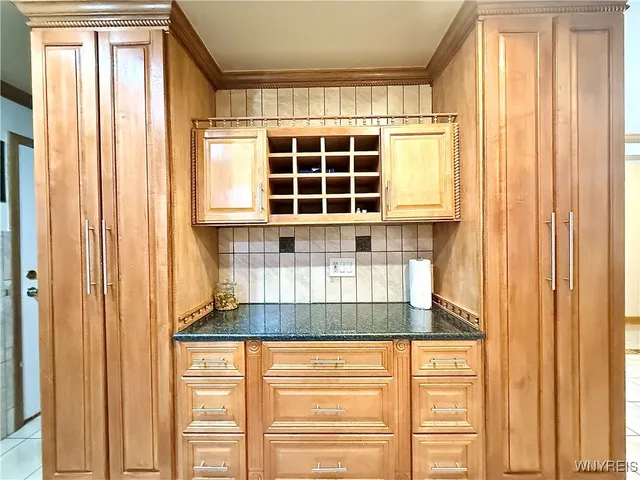 $347,777 | 676 North Ellicott Creek Road, Amherst, NY 14228