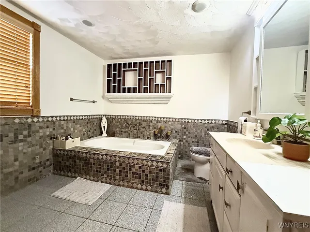 $347,777 | 676 North Ellicott Creek Road, Amherst, NY 14228