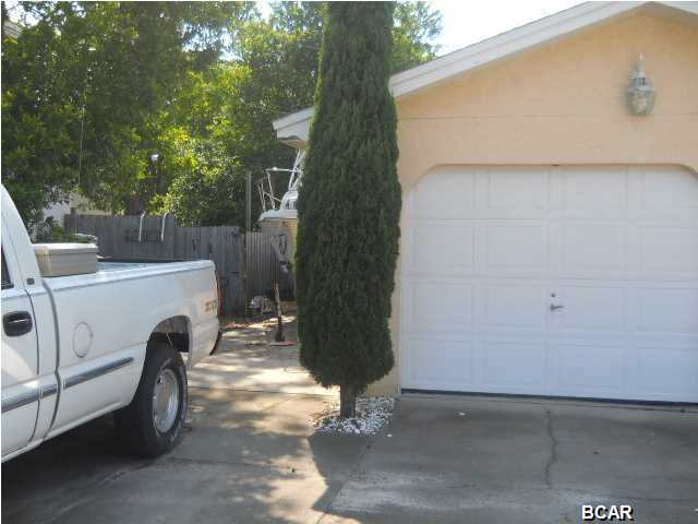 122 Cobb Road Panama City Beach, FL 32413 - Photo 4 of 23 Gallery Image 4