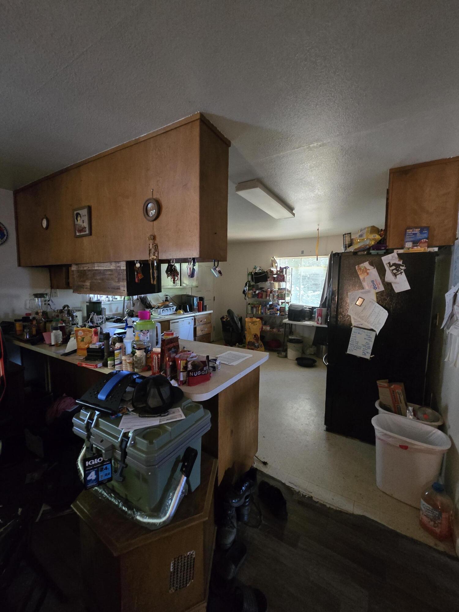 1591 Canby Road Redding, CA 96002 - Photo 6 of 15 a view of a workspace with furniture